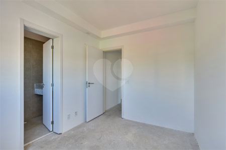 Apartamento à venda com 3 suítes em Jardim Marajoara, São Paulo, SP