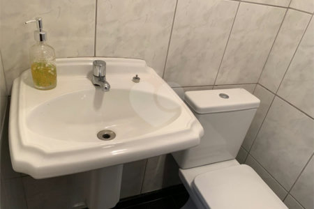 Casa à venda com 3 suítes em Vila Amorim, Suzano, SP
