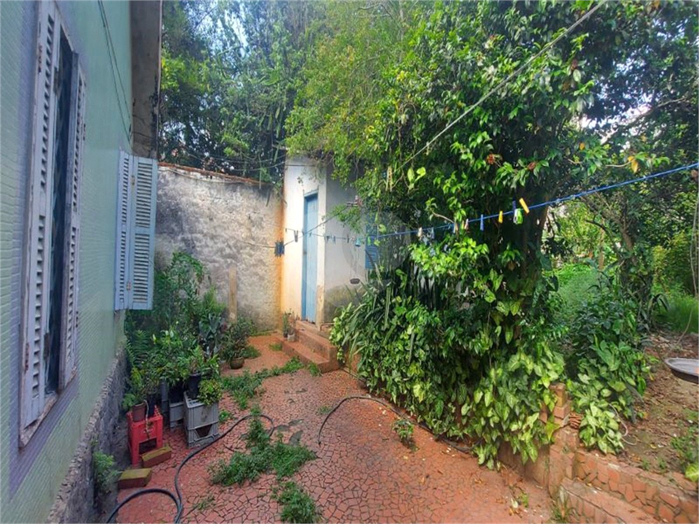 Casa Térrea à venda com 3 quartos, sendo 1 suíte, em Jardim Floresta, São Paulo, SP
