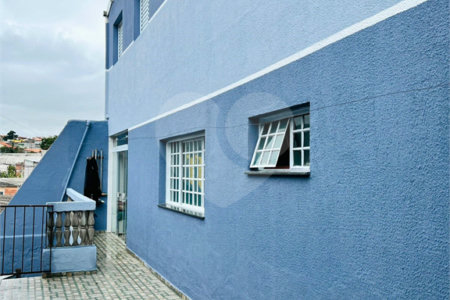Sobrado à venda com 3 quartos em Loteamento Municipal Brás Cubas, Mogi das Cruzes, SP