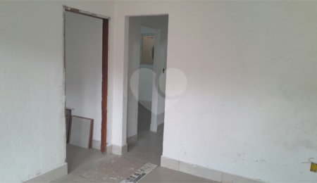 Casa à venda com 2 quartos em Campo Grande, Rio de Janeiro, RJ
