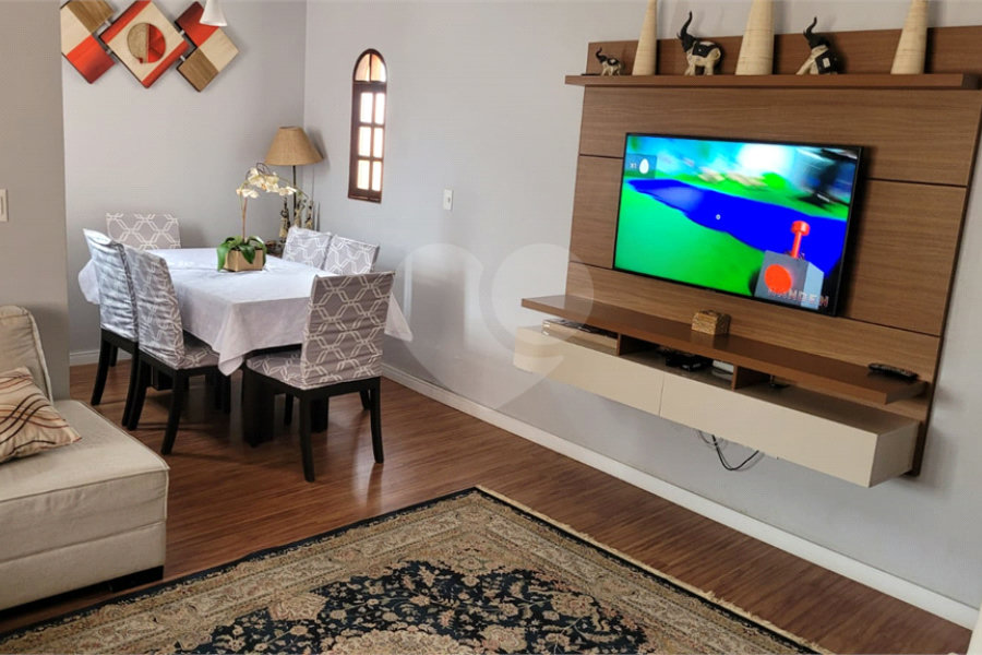 Casa à venda com 6 quartos, sendo 2 suítes, em Laranjeiras, Caieiras, SP