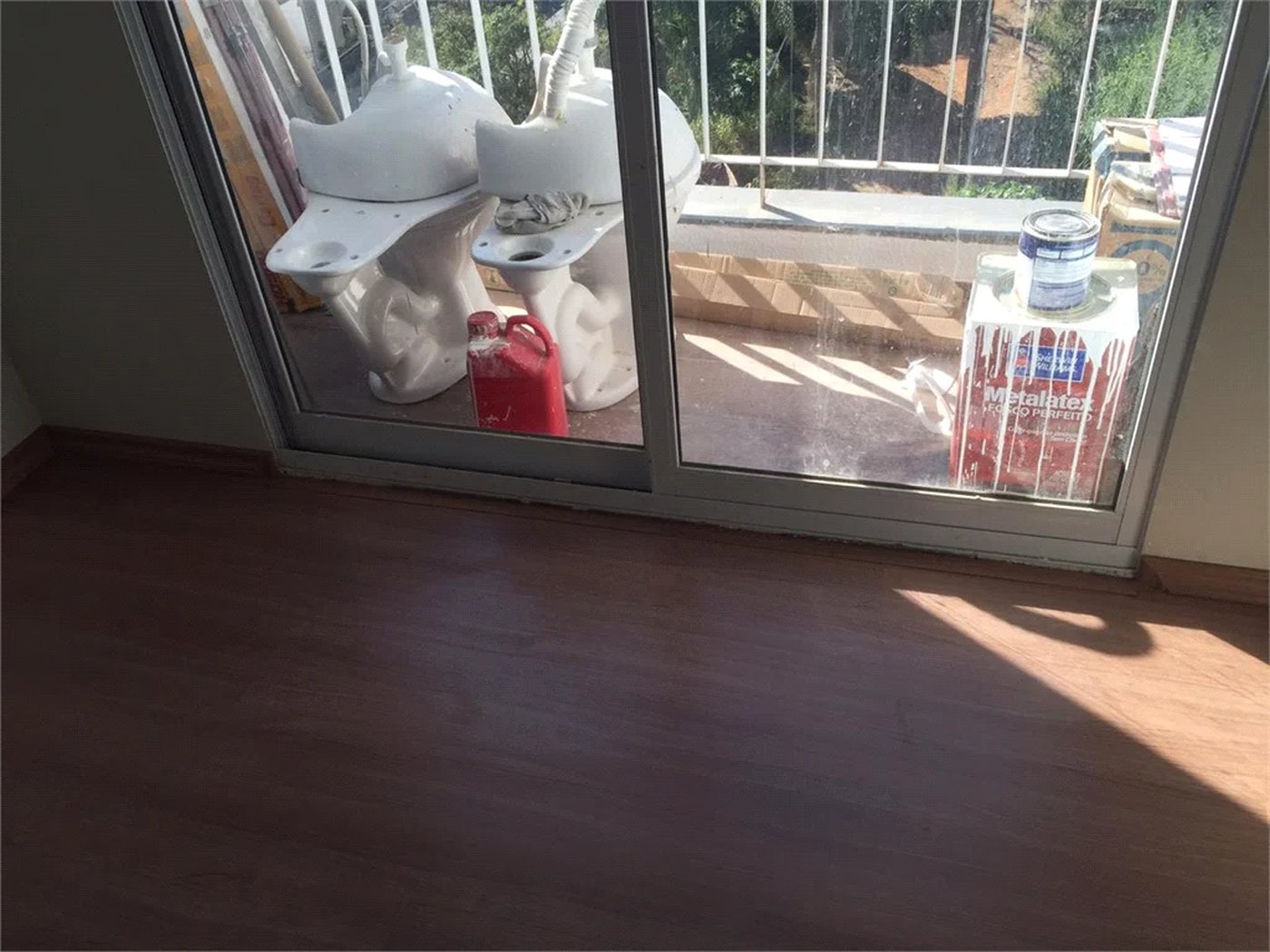 Apartamento à venda com 3 quartos, sendo 1 suíte, em Parque Reboucas, São Paulo, SP
