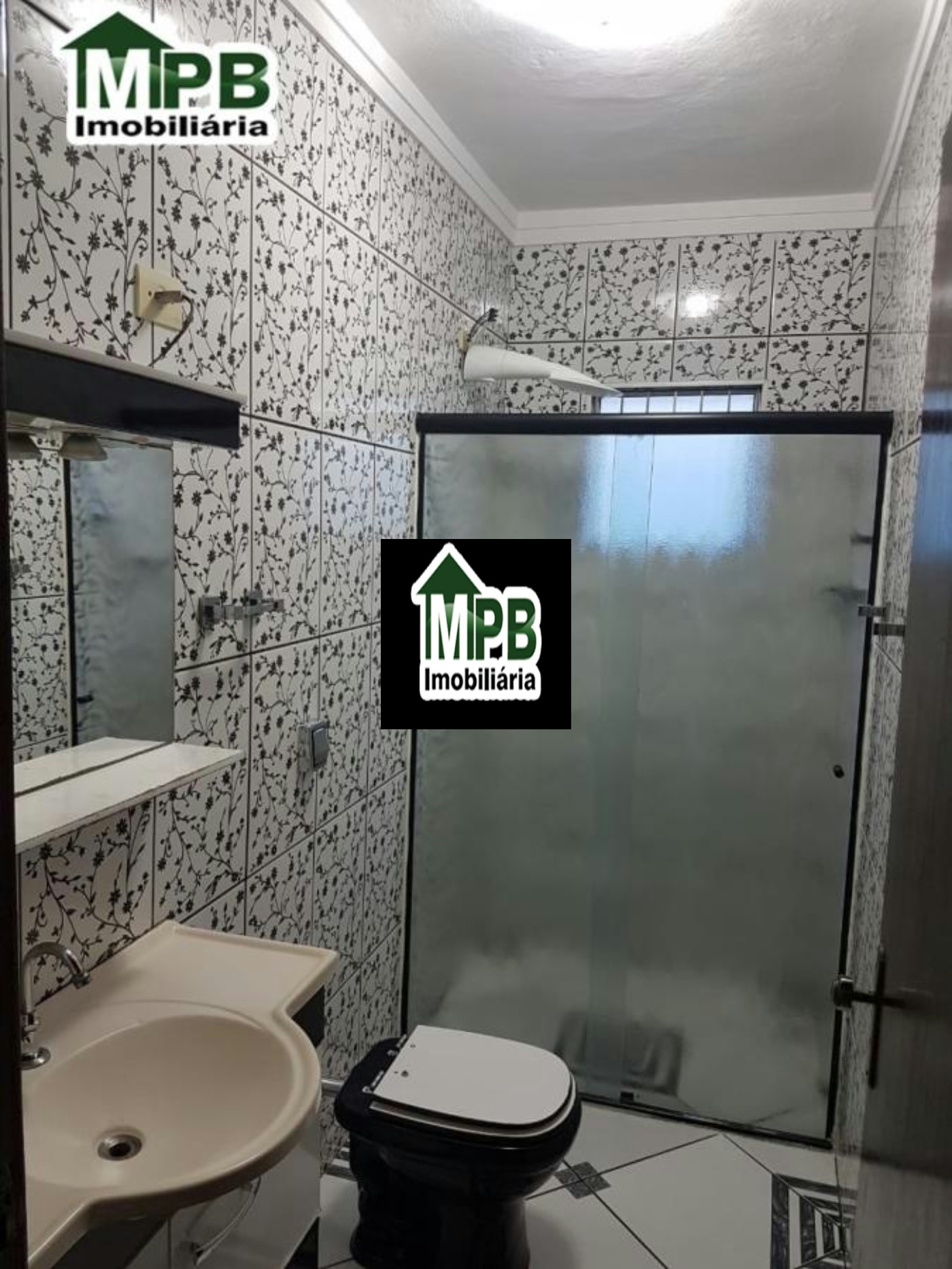 Sobrado à venda com 2 quartos, sendo 1 suíte, em Jardim Santa Luiza, Sorocaba, SP
