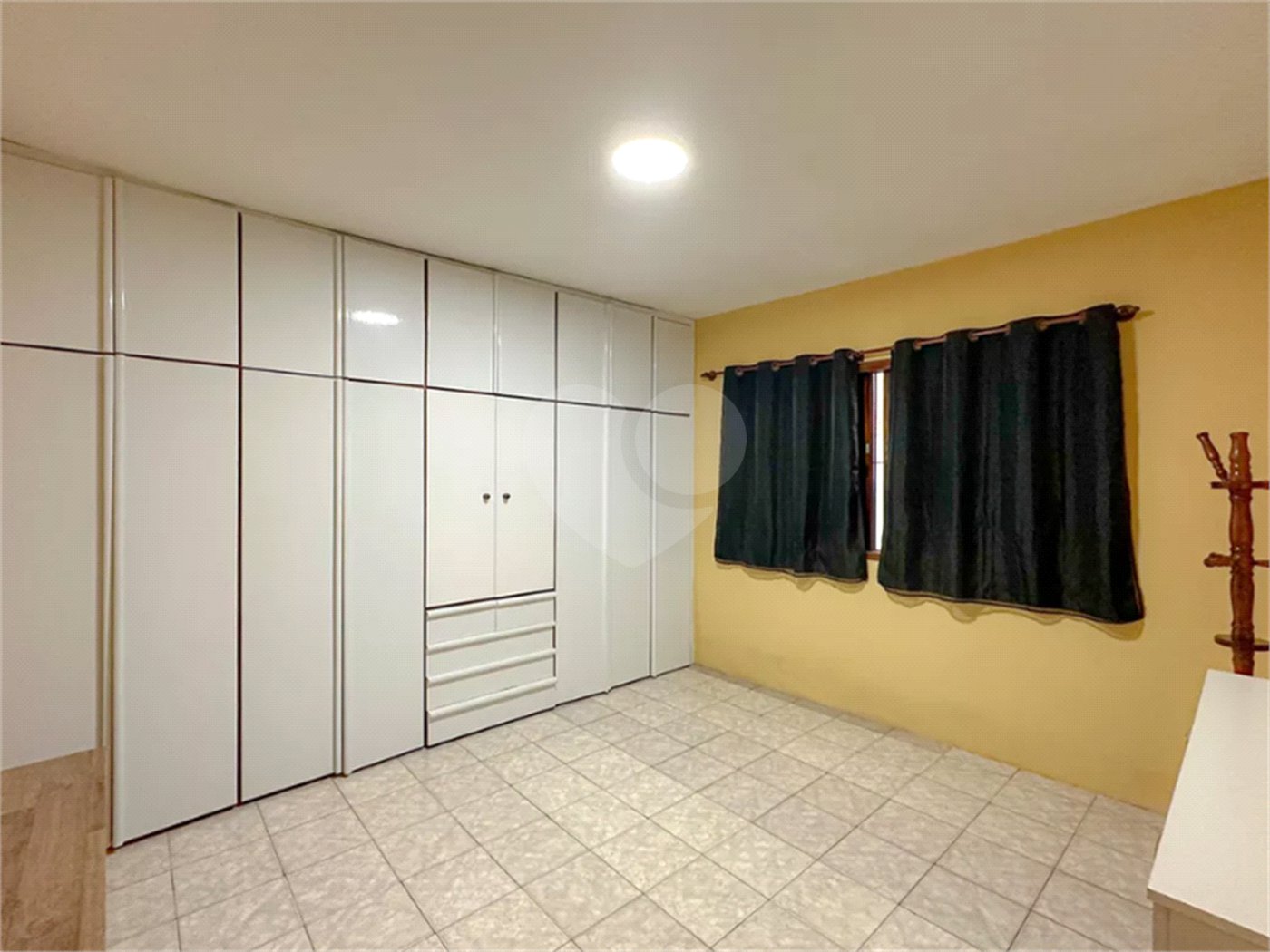 Casa para alugar com 3 quartos, sendo 1 suíte, em Vila Anglo Brasileira, São Paulo, SP