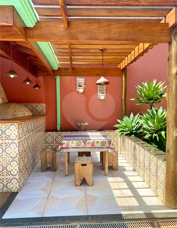 Casa à venda com 3 suítes no condomínio Chacarás Bela Vista, Mairiporã - SP