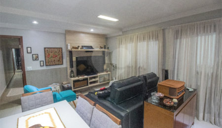 Casa para alugar com 3 suítes em Chácara Santo Antônio, São Paulo, SP