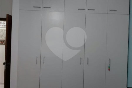 Sobrado à venda com 4 quartos, sendo 1 suíte, em Vila Rosália, Guarulhos, SP