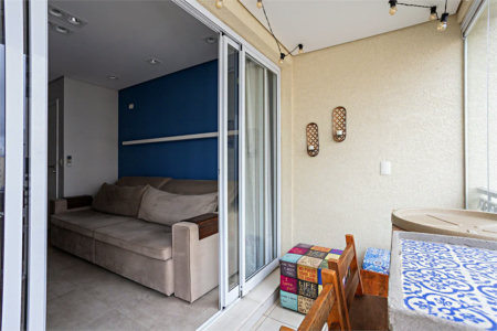 Apartamento à venda com 3 quartos, sendo 1 suíte, em Jardim das Acácias, São Paulo, SP