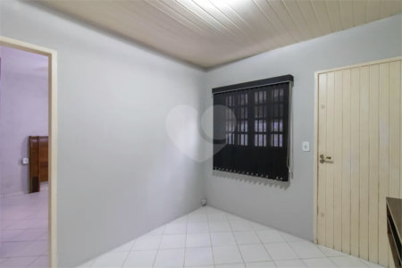 Casa à venda com 3 quartos, sendo 1 suíte, em Parque Santo Antônio, Guarulhos, SP
