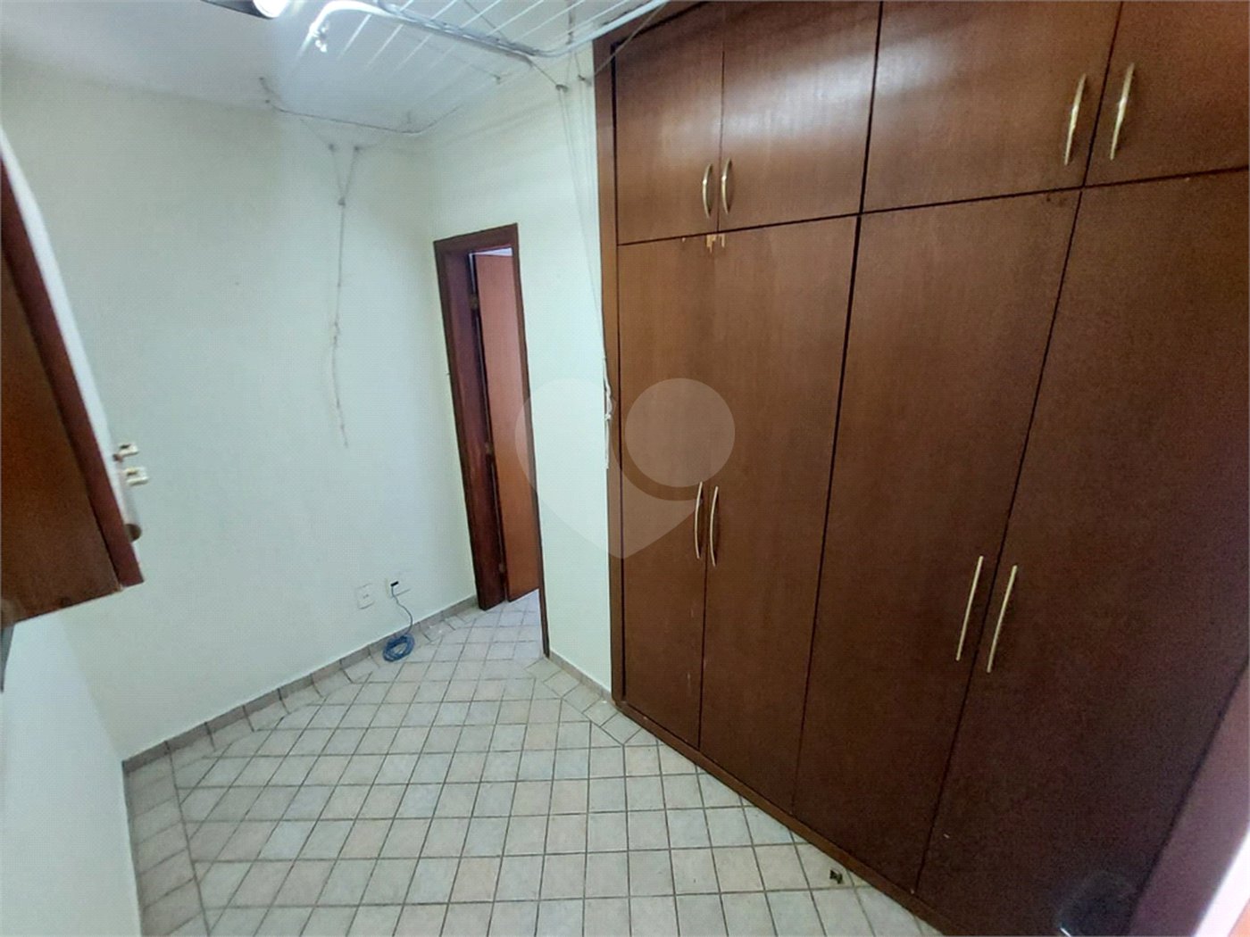 Apartamento para alugar com 3 quartos, sendo 1 suíte,  no Centro, Indaiatuba, SP