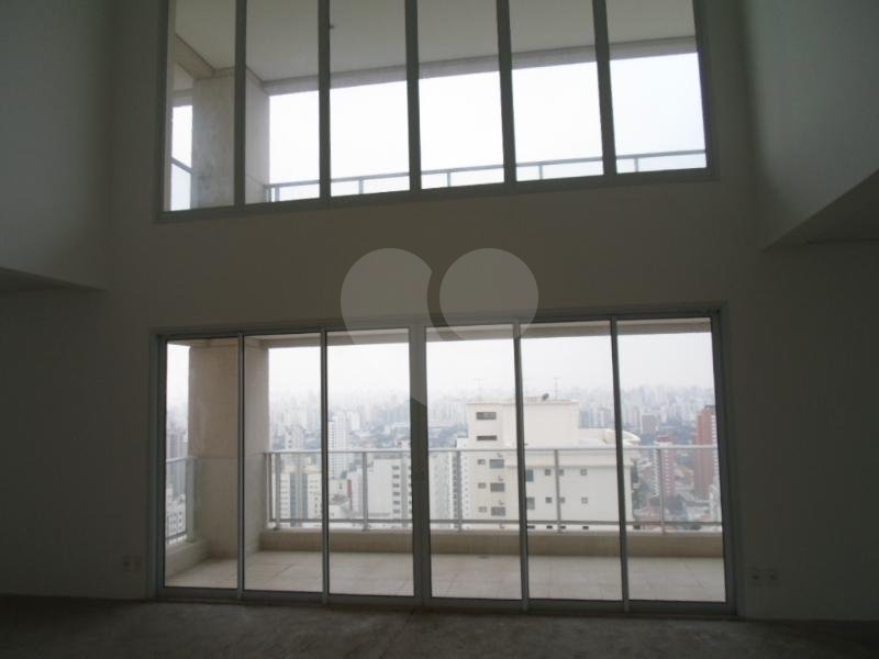 Apartamento à venda com 4 suítes em Campo Belo, São Paulo, SP