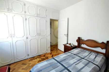 Apartamento à venda com 3 quartos, sendo 1 suíte,  em Alto da Boa Vista, São Paulo, SP