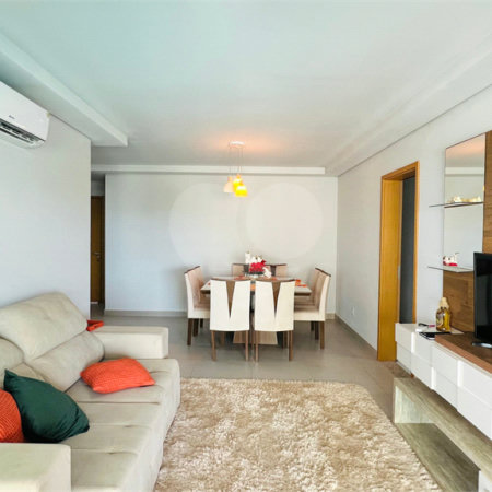 Apartamento à venda com 3 quartos, sendo 1 suíte, em Ribeirão do Lipa, Cuiabá, MT