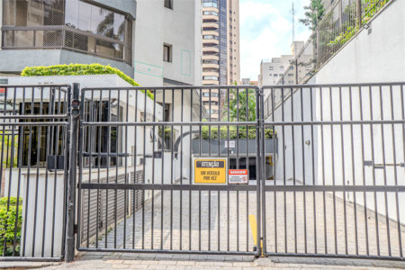 Apartamento à venda com 4 quartos, sendo 3 suítes, em Perdizes, São Paulo, SP