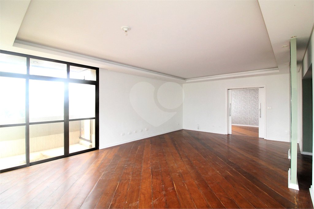 Apartamento à venda com 4 quartos, sendo 3 suítes, em Santo Amaro, São Paulo, SP