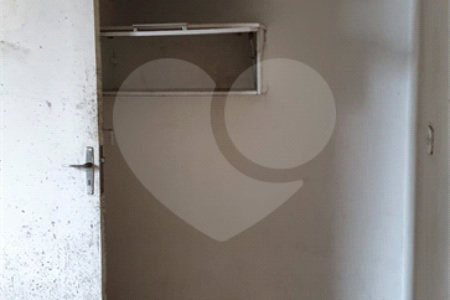 Sobrado à venda com 3 quartos em Várzea da Barra Funda, São Paulo, SP