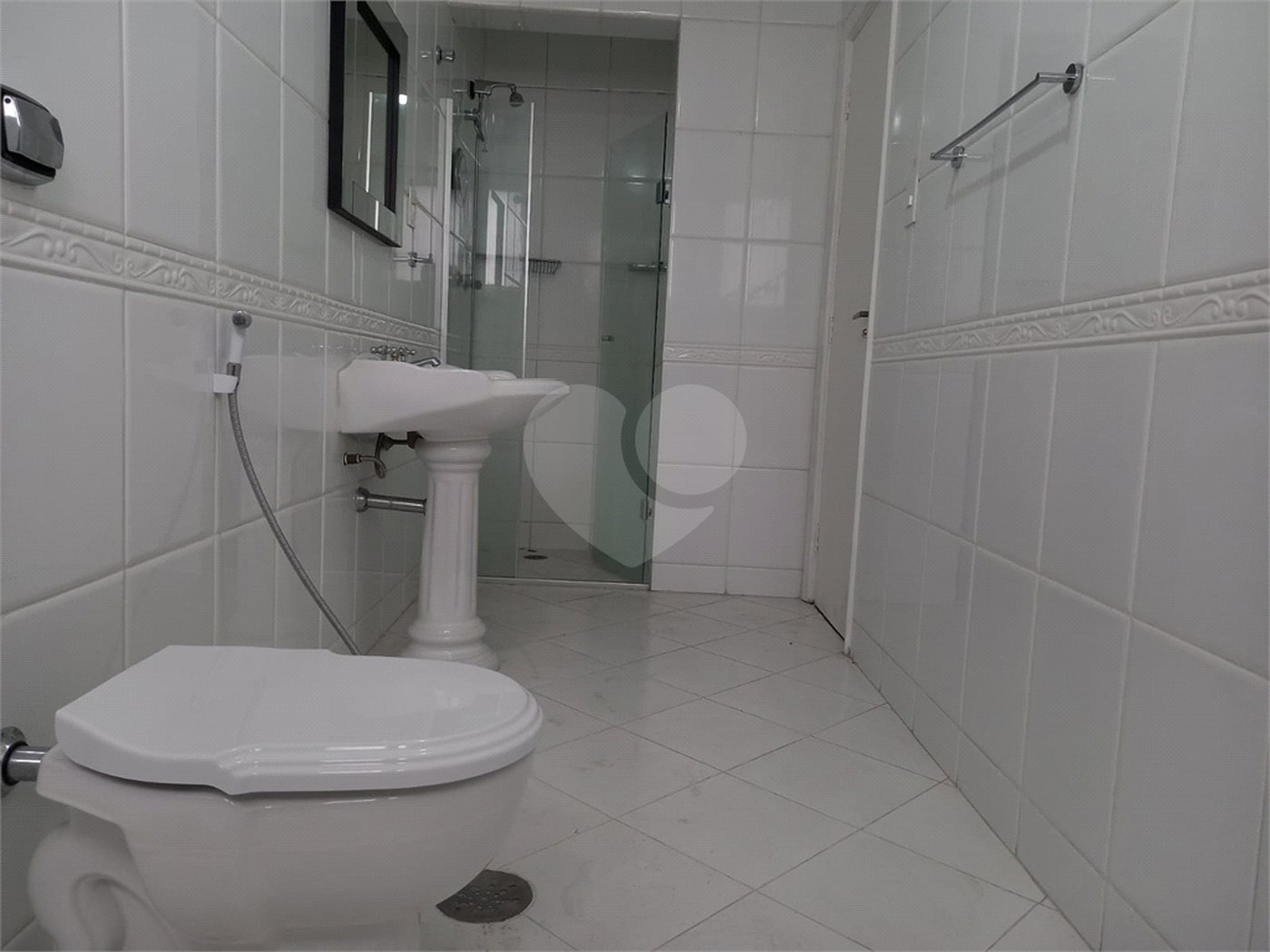 Apartamento à venda com 3 quartos, sendo 1 suíte, em Pinheiros, São Paulo, SP