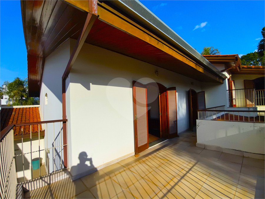 Casa à venda com 4 quartos, sendo 3 suítes,  no condomínio Village D'avignon, Sorocaba - SP