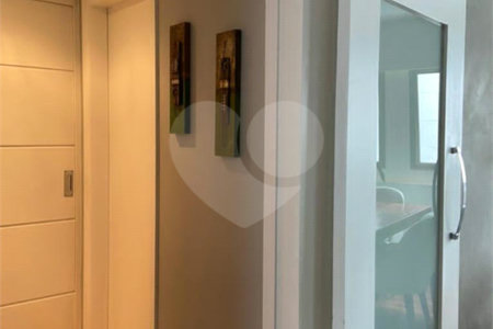 Apartamento à venda com 3 suítes em Vila Suzana, São Paulo, SP