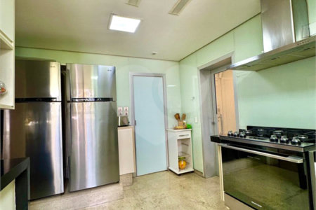 Apartamento à venda com 4 suítes em Vila Suzana, São Paulo, SP