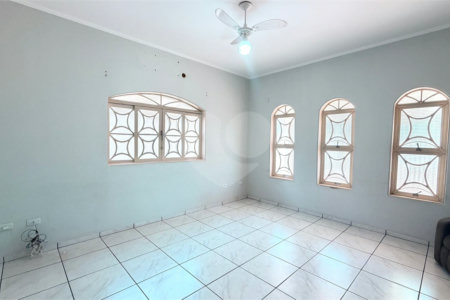 Casa à venda com 3 quartos, sendo 1 suíte, em Jardim Progresso, Três Lagoas, MS