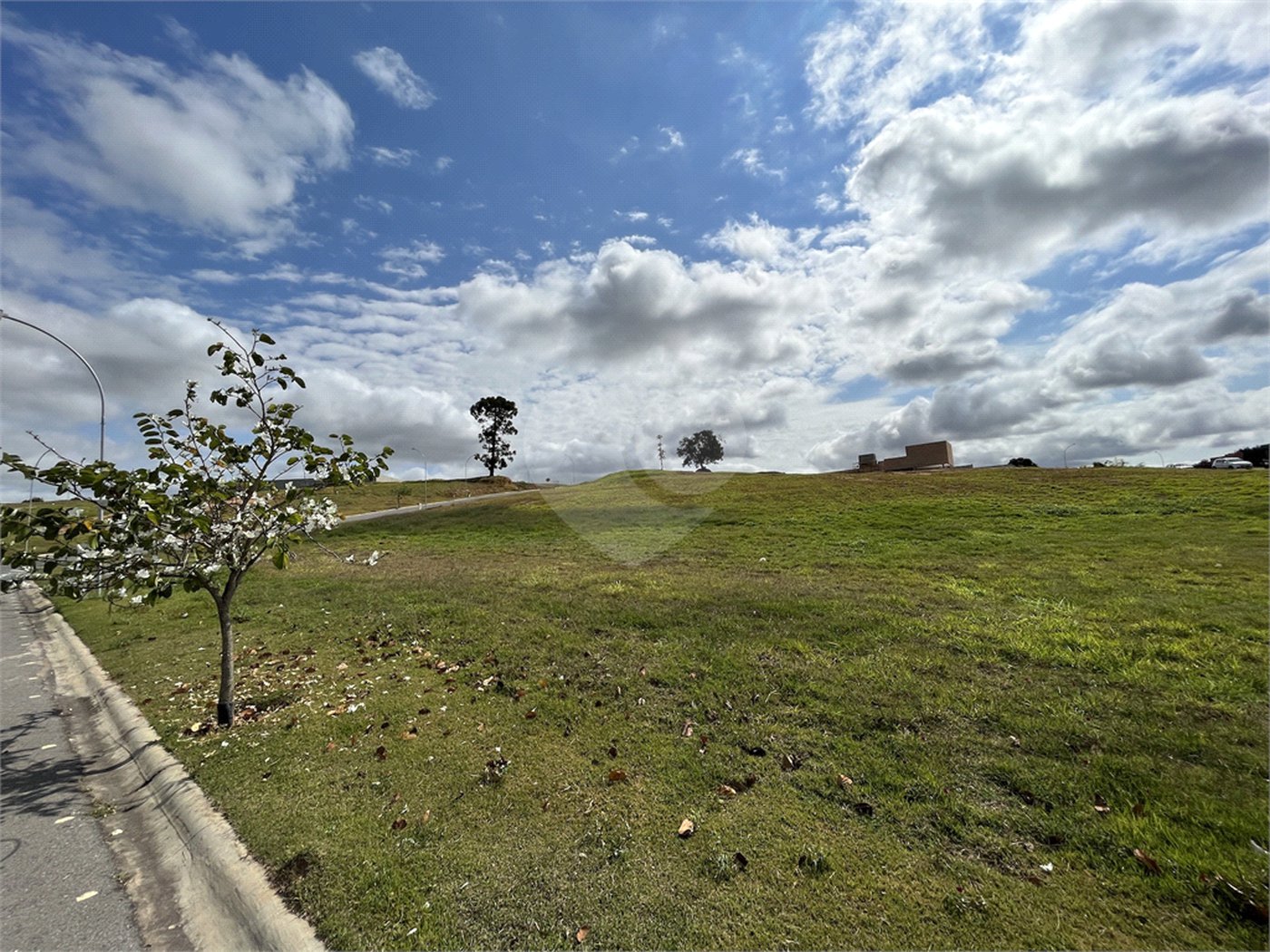 Terreno à venda no condomínio Up Residencial, Votorantim - SP