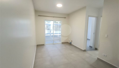 Apartamento à venda com 2 quartos em Estação, São Roque, SP
