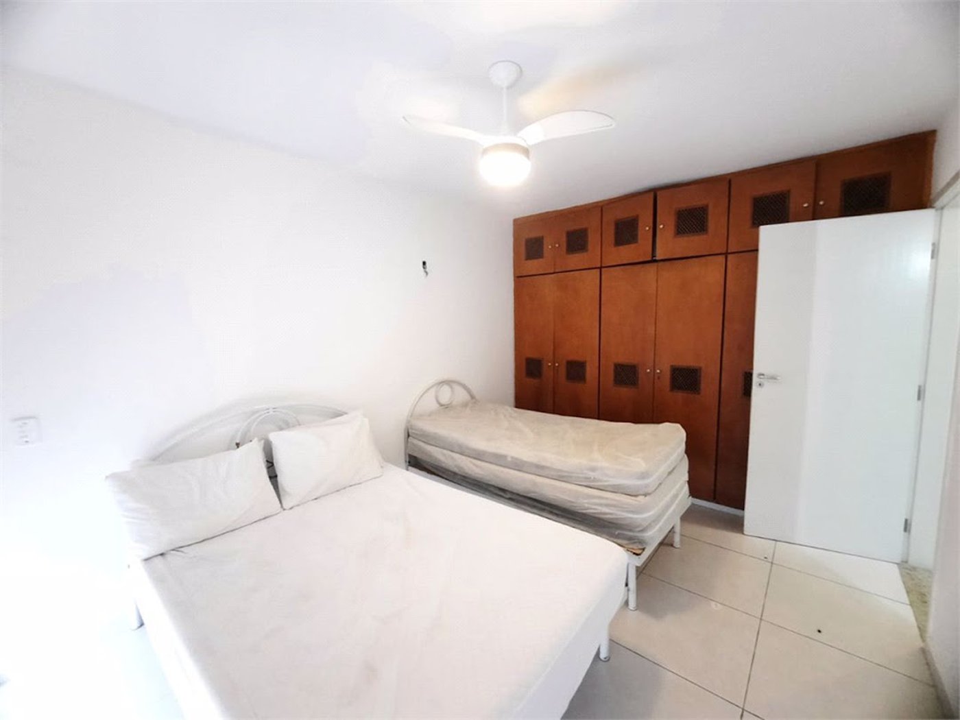 Apartamento Residencial à venda, Jardim Praiano, Guarujá - AP1215.