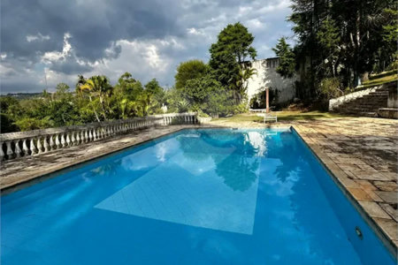 Casa/Chácara em Condomínio Fechado — Completa e com Lazer Exclusivo
