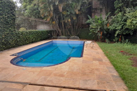 Sobrado à venda com 6 quartos, sendo 3 suítes, em Rolinópolis, São Paulo, SP