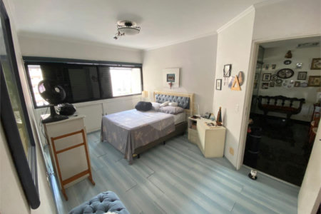 Apartamento à venda com 4 quartos, sendo 1 suíte, em Campo Belo, São Paulo, SP