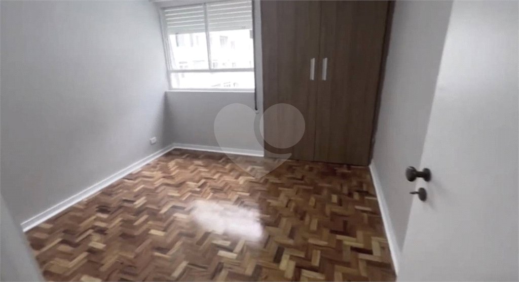 Apartamento à venda com 3 quartos, sendo 1 suíte, em Jardim Paulista, São Paulo, SP