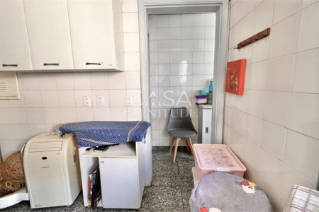 Apartamento à venda com 4 quartos, sendo 1 suíte,  em Vila Mariana, São Paulo, SP