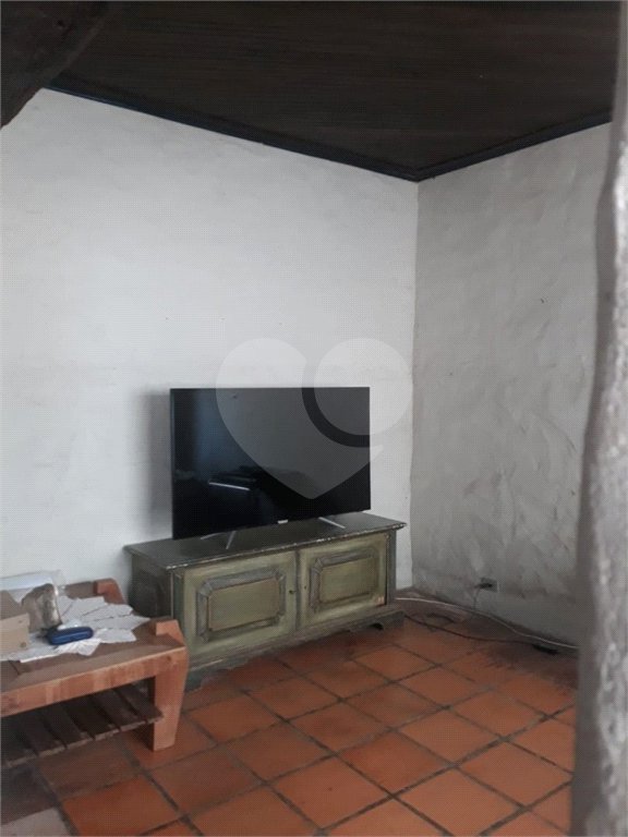 Chácara à venda com 4 quartos em Vila Santa Rita, São Roque, SP