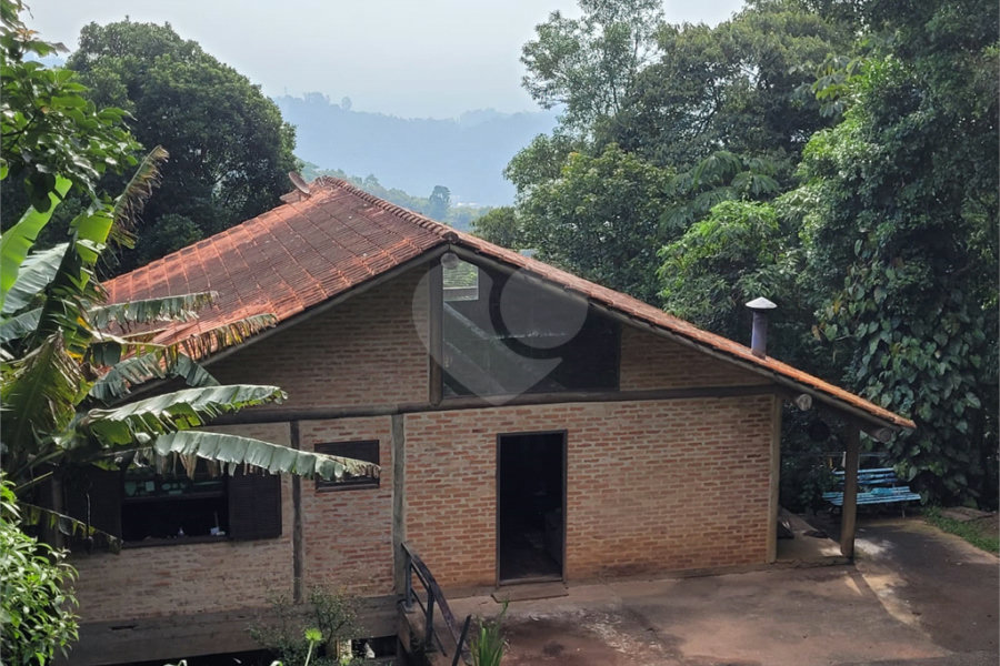 Casa Térrea à venda com 2 quartos, sendo 1 suíte, em Serra da Cantareira, Mairiporã, SP