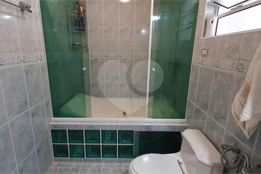 Sobrado à venda com 4 quartos, sendo 2 suítes, em Tremembé, São Paulo, SP