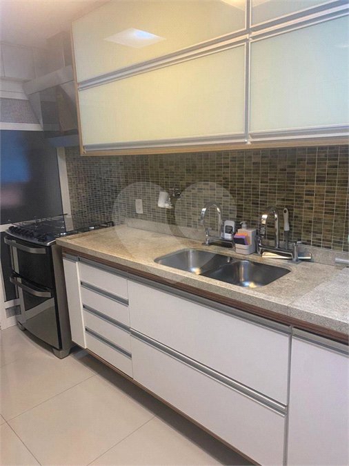Apartamento à venda com 3 quartos, sendo 1 suíte, em Indianópolis, São Paulo, SP