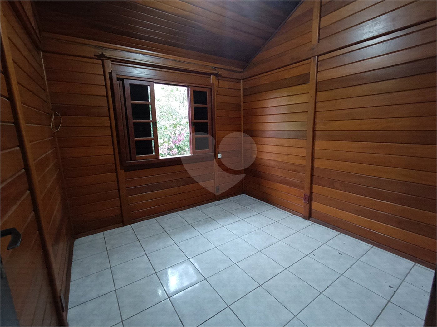 Casa à venda com 3 quartos, sendo 1 suíte,  em Jardim Villaça, São Roque, SP