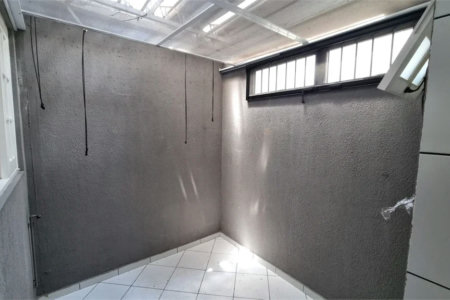 Casa à venda com 3 quartos, sendo 1 suíte, no condomínio Residencial Villagio, São Paulo - SP