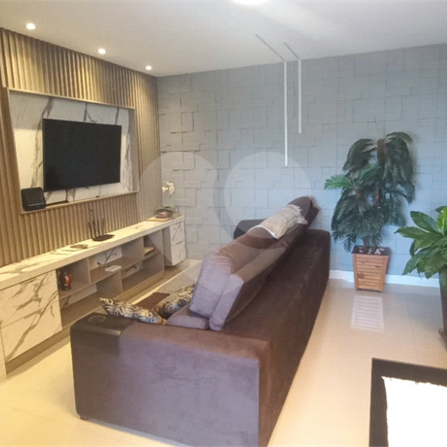 Apartamento à venda com 3 quartos, sendo 1 suíte, em Jardim Bandeirantes, Louveira, SP