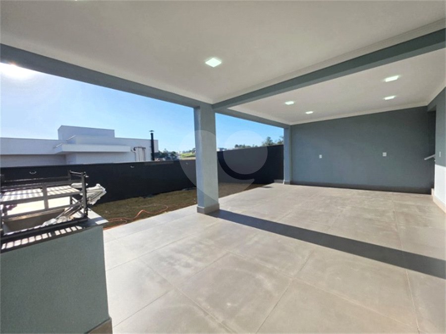 Casa à venda com 3 suítes em Marambaia, Vinhedo, SP