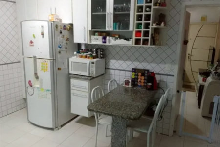Sobrado à venda com 3 quartos, sendo 1 suíte, em Jaguaré, São Paulo, SP