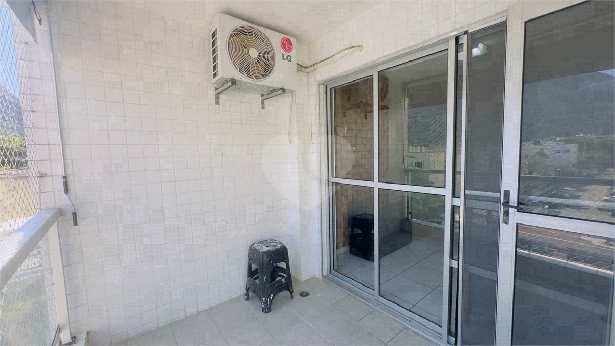 Apartamento à venda com 3 quartos, sendo 1 suíte,  em Jacarepaguá, Rio de Janeiro, RJ