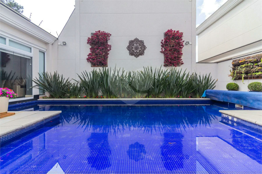 Casa em condomínio, 4 suites, piscina privativa no Jd. Floresta - zona norte - SP.