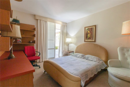 Casa Térrea à venda com 4 quartos, sendo 2 suítes, em Alto de Pinheiros, São Paulo, SP