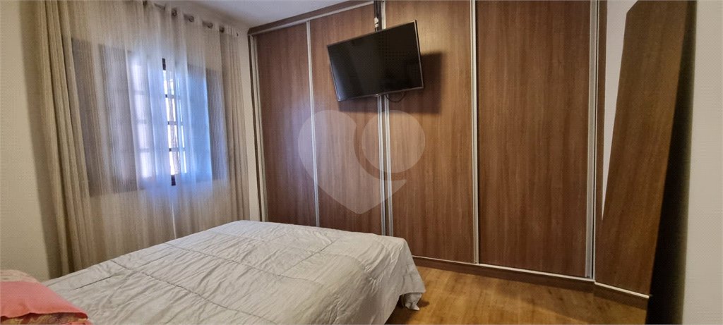 Sobrado à venda com 4 quartos, sendo 1 suíte, em Tremembé, São Paulo, SP