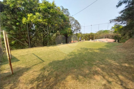 Chácara à venda ou para alugar com 3 quartos, sendo 1 suíte, em Chácaras Polozzi, Louveira, SP