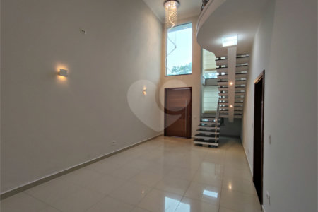 Sobrado à venda com 3 quartos, sendo 2 suítes, em Jardim Itália, Itapetininga, SP
