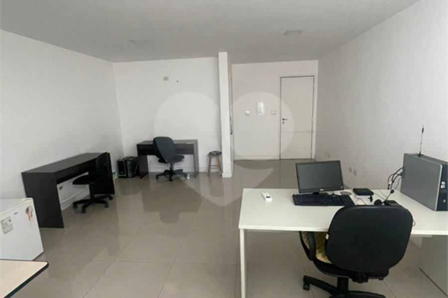 Sala à venda ou para alugar no Centro, São Paulo, SP